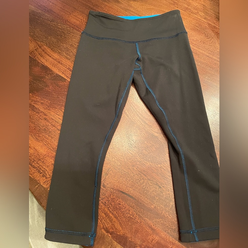 VGUC lululemon reversible size 4 leggings